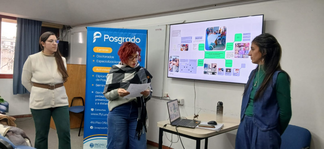 imagen Defensa de tesis de la  Lic. María Verónica Peccinetti