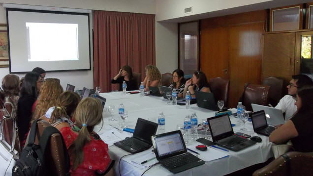 imagen Reunión de representantes de la Asociación Nacional de Facultades de Humanidades y Educación en la Facultad
