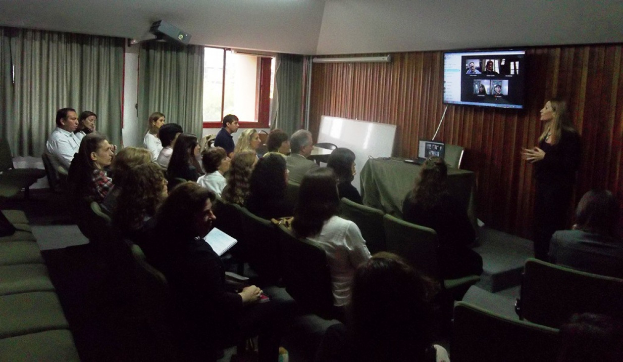 imagen Se realizó Primer Encuentro Nacional de Colegios Pre-universitarios en la Facultad