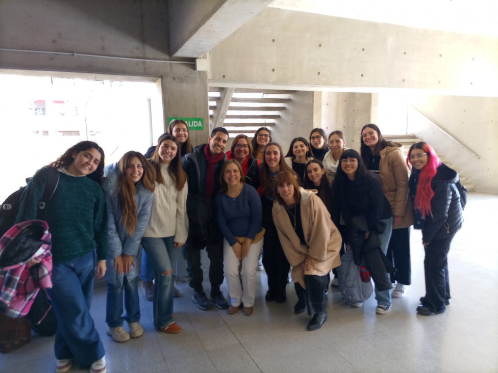 imagen Regreso a la Facultad: cierre del período de inmersión de estudiantes residentes del Profesorado de Inglés