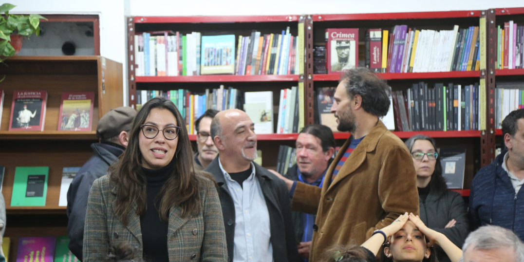 imagen Se relanzó la librería y espacio cultural Liliana Bodoc en la FFyL