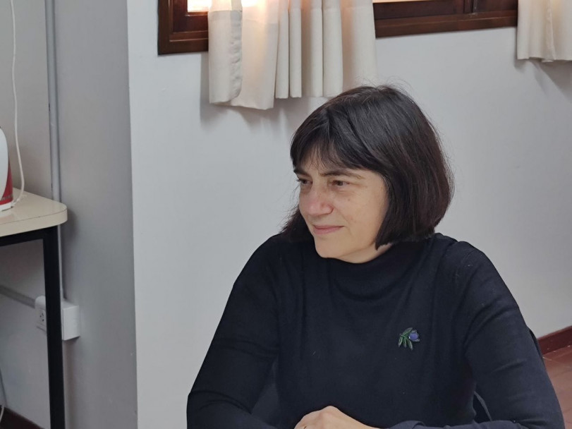imagen Annick Louis visitó la Facultad de Filosofía y Letras  