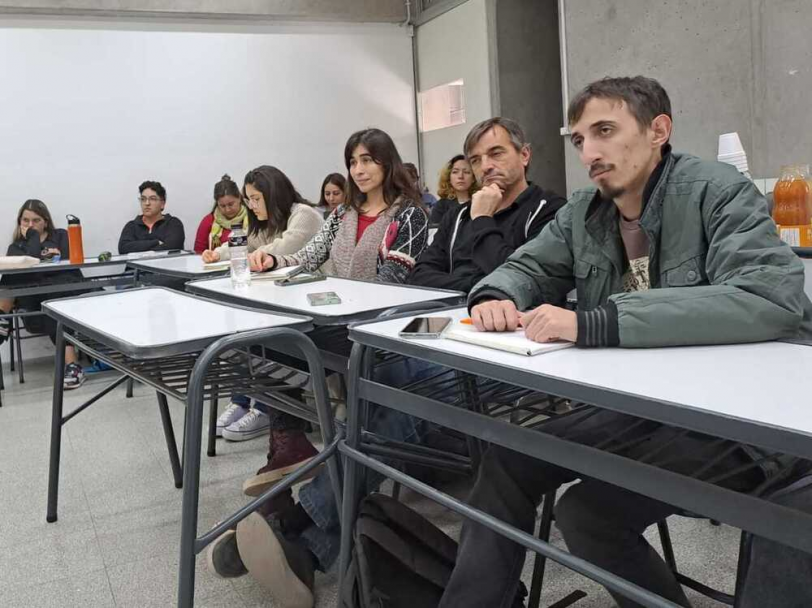 imagen El vínculo entre estudiantes universitarios y actores territoriales fortalece el sostenimiento del derecho a la educación