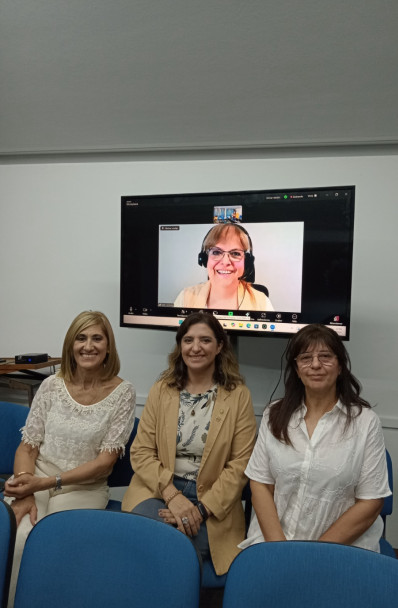 imagen Defensa de tesis de la Prof. Laura Mariela MORALES