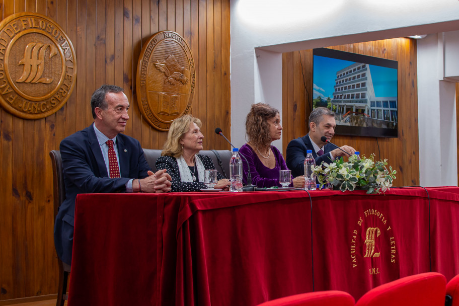 imagen Elsa Ducraroff, nueva Doctora Honoris Causa de la UNCUYO