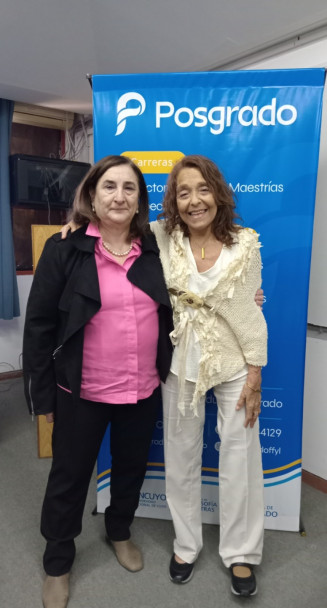 imagen Defensa de tesis de la Prof. Claudia Gabriela CURI 