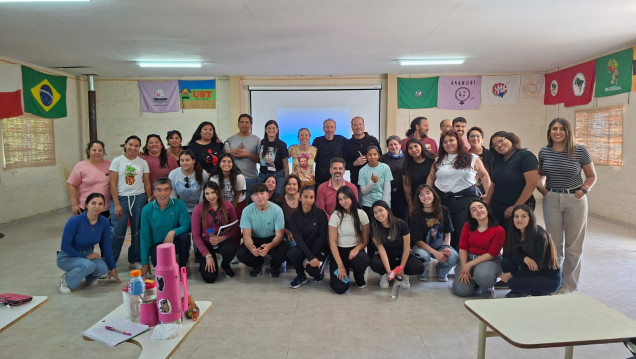imagen PSE de FFYL realizaron una jornada de diálogo e intercambio en territorio junto a maestras rurales de Mendoza