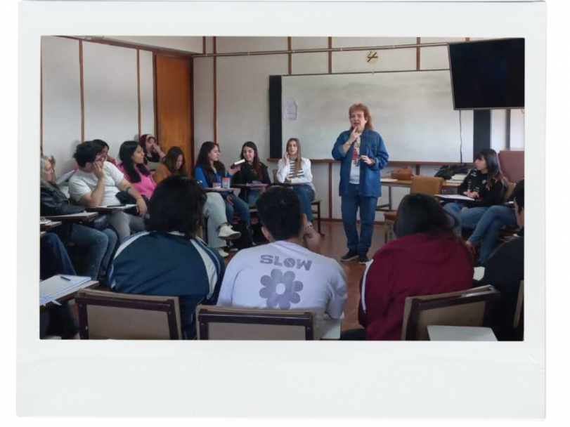 imagen Conversatorio en el marco de la PPD I de Letras 