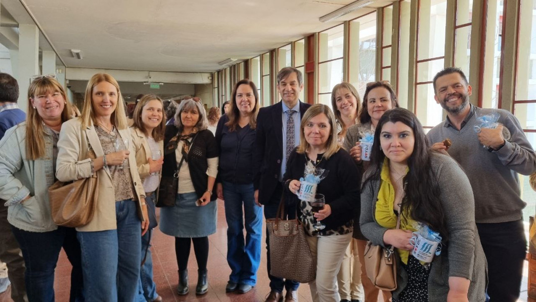 imagen Las profesoras y los profesores de la FFyL celebraron su día