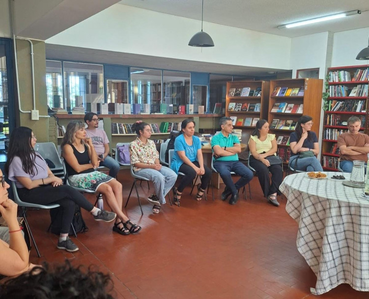 imagen Libro sobre Prácticas socioeducativas de FFYL