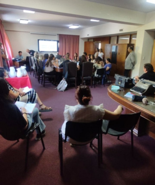 imagen Innovación: La FFyL sincroniza SIU Guaraní y Moodle  