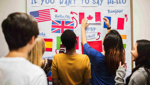 imagen Convocatoria para estudiantes de las carreras de idiomas de la FFyL