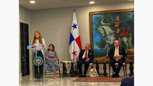 imagen Reconocida docente de la FFyL disertó en las Jornadas Académicas del Congreso Americano de la Libertad