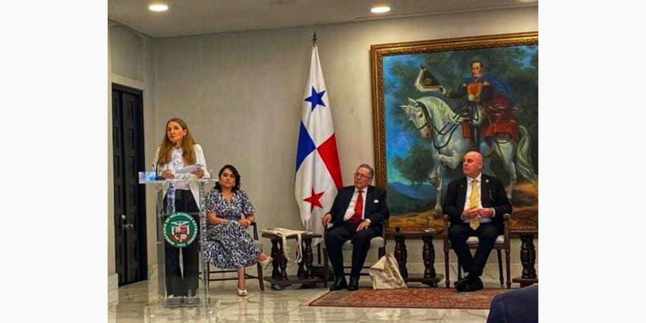 imagen Reconocida docente de la FFyL disertó en las Jornadas Académicas del Congreso Americano de la Libertad