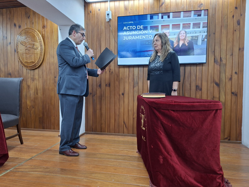 imagen Se realizó el Acto de Asunción y Juramento de las autoridades reelectas de la FFyL 
