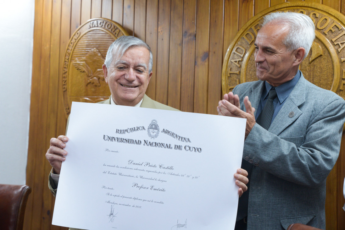 imagen Daniel Prieto Castillo nuevo profesor emérito de la UNCuyo