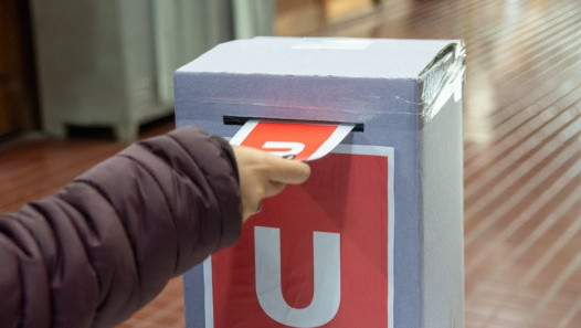 imagen Atención estudiantes: Postulación para ser autoridad de mesa en la segunda vuelta