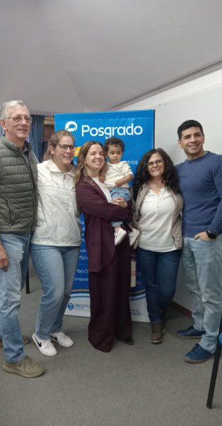 imagen Defensa de tesis de la Prof. Ana Laura SILVA 