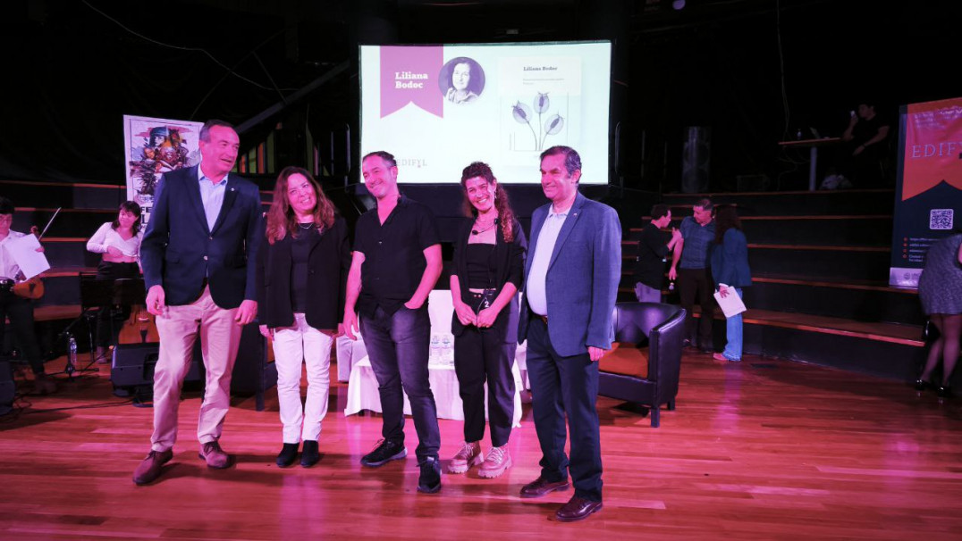 imagen La FFyL presentó El Hilo de Oro y relanzó su editorial en la Feria del Libro 2025