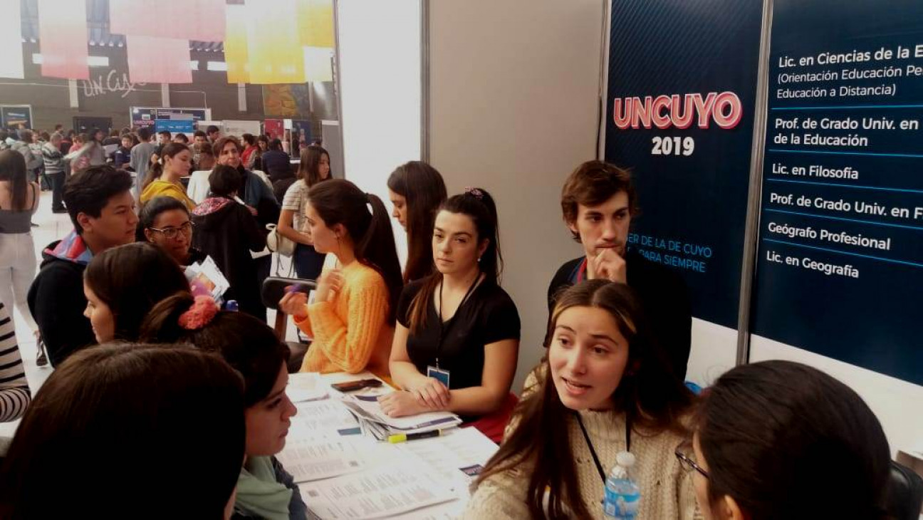 imagen FFyL en la Expoeducativa 2018