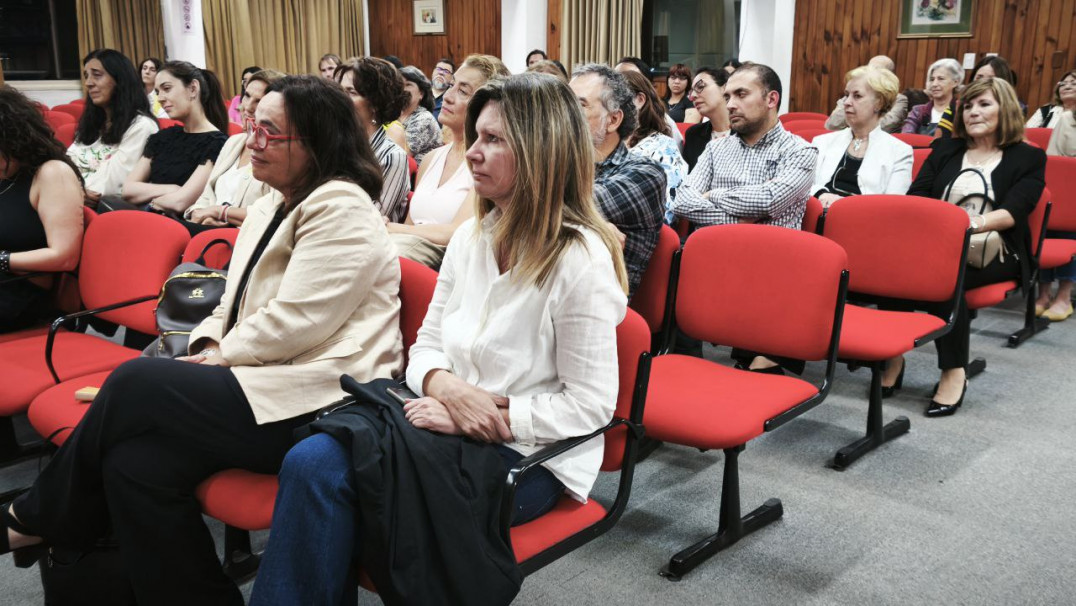 imagen Adriana García fue distinguida como Profesora Consulta en un día histórico para la Universidad Pública