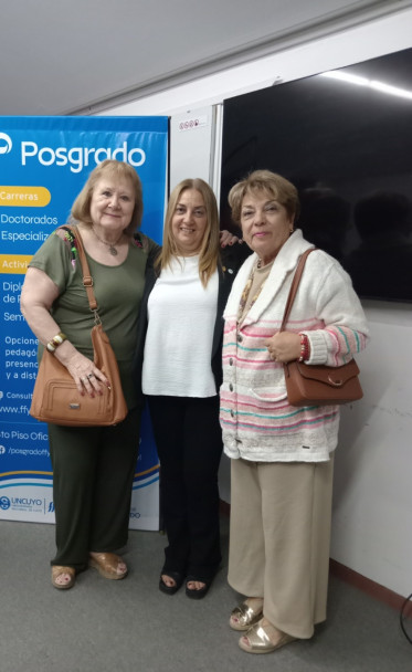 imagen Defensa de tesis de la Prof. Adriana Nancy MORENO