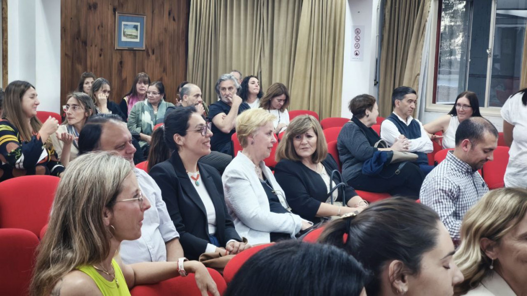imagen Adriana García fue distinguida como Profesora Consulta en un día histórico para la Universidad Pública