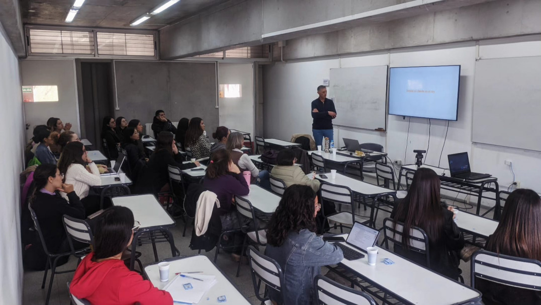 imagen Finalizó la segunda edición del curso "Hospitalidad a la Vanguardia: Formación Profesional en Gestión Hotelera" 