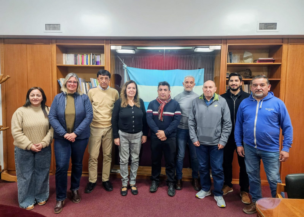 imagen La FFyL fortalece vínculos con organizaciones sindicales para ampliar oportunidades de formación