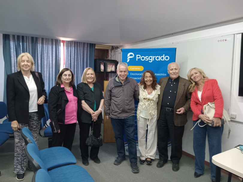 imagen Defensa de tesis de la Prof. Claudia Gabriela CURI