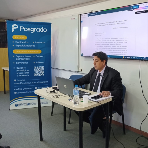 imagen Defensa de tesis del Prof. Gonzalo Santiago RODRIGUEZ