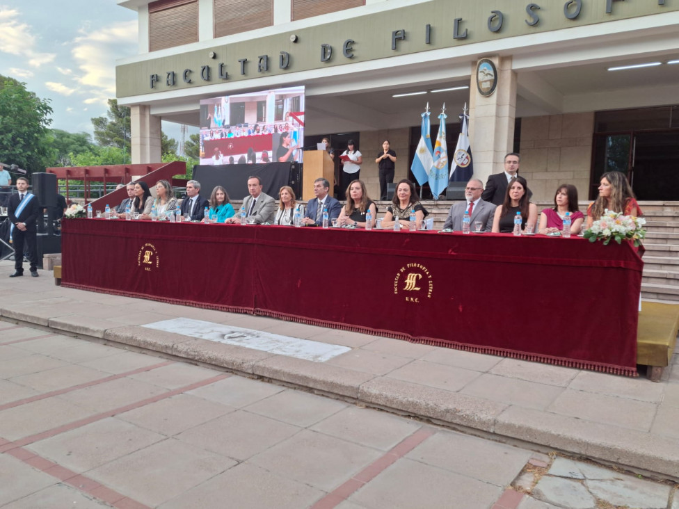 imagen La FFyL celebró su LXXXII  Acto de Colación