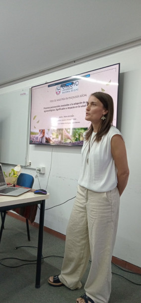 imagen Defensa de tesis de la Prof. María Julia SABEZ