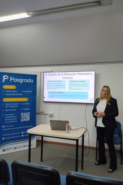 imagen Defensa de tesis de la Prof. Adriana Nancy MORENO