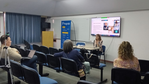 imagen Defensa de tesis de la Prof. Adriana Esther SUAREZ 