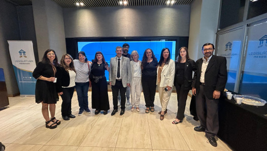 imagen Declararon de interés el libro "El Hilo de Oro. Un Camino hacia la Escritura Creativa" de Liliana Bodoc