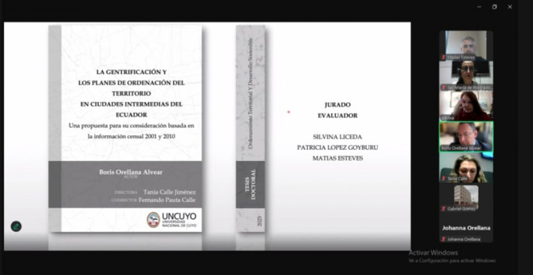 imagen Defensa de tesis del Arq. Boris Adrián ORELLANA ALVEAR
