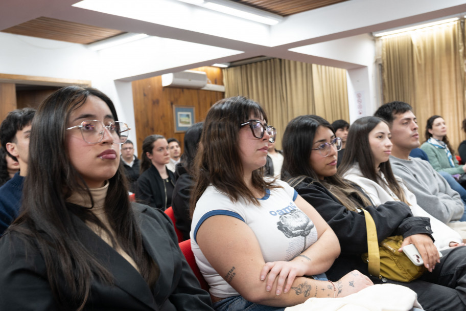imagen Gastronomía, identidad y mirada prospectiva: los ejes de las Jornadas de Turismo 2026 en la FFyL