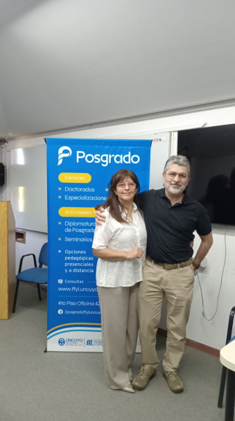 imagen Defensa de tesis de la Prof. Laura Mariela MORALES