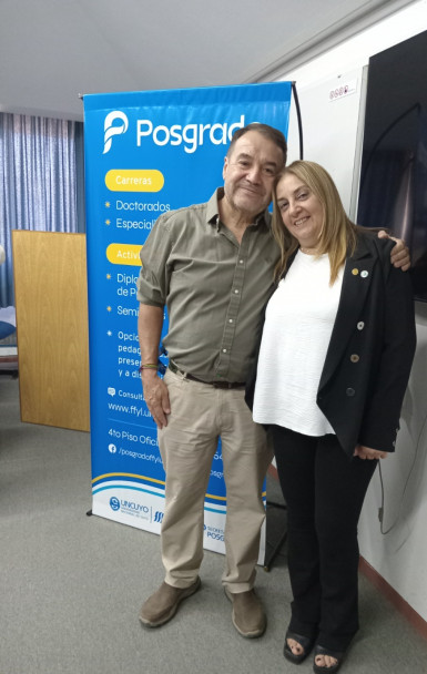 imagen Defensa de tesis de la Prof. Adriana Nancy MORENO