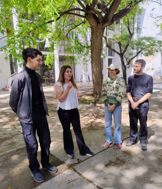 imagen Práctica de mediación lingüístico-cultural en la Facultad de Ciencias Agrarias