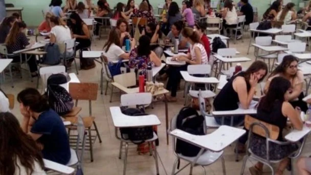 imagen Herramientas para la inserción laboral. Talleres para docentes noveles. Me recibí…¿y ahora?