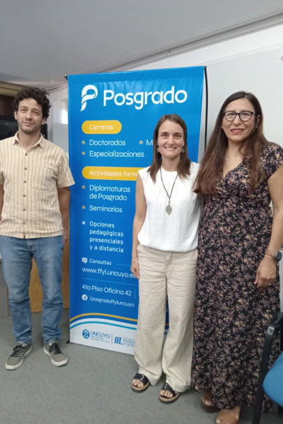 imagen Defensa de tesis de la Prof. María Julia SABEZ