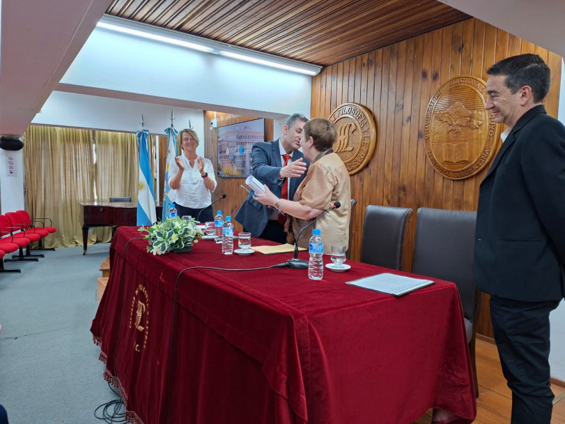 imagen Elbia Difabio es nueva profesora emérita de la UNCUYO  