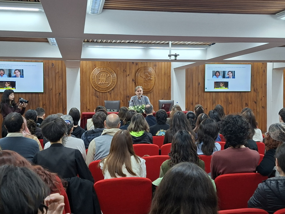 imagen Comenzó la cuarta edición de la Semana de la Investigación en la FFyL