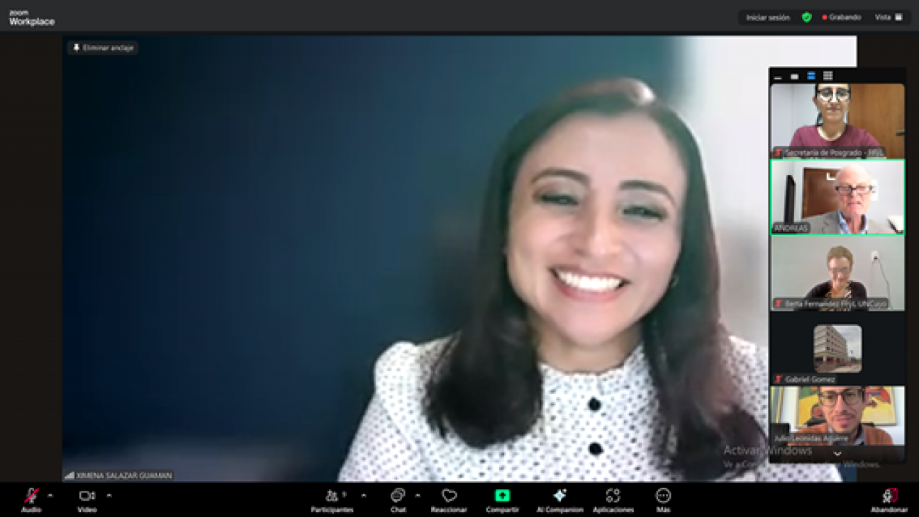 imagen Defensa de tesis de la Arq. Ximena Alejandrina SALAZAR GUAMÁN 