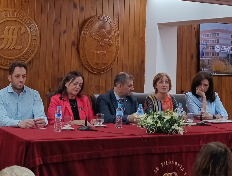 imagen Mesa Académica