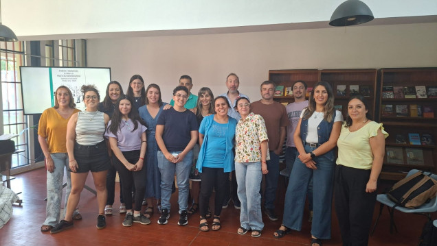 imagen Libro sobre Prácticas socioeducativas de FFYL: "Es un trabajo que saca del anonimato mucho  esfuerzo y compromiso"