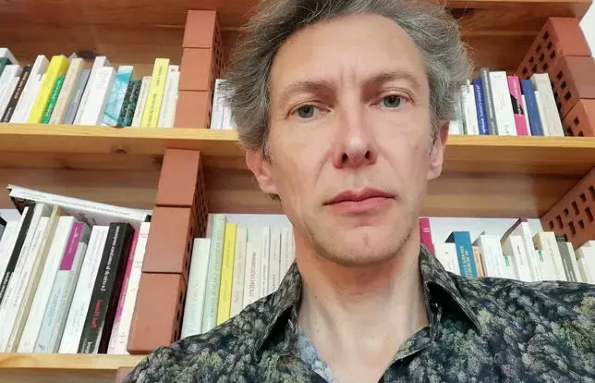 imagen Fiction dystopique et science-fiction: comme une langue étrangère en français (Pierre Alferi, Marie Darrieussecq, Michel Houellebecq, Hervé Le Tellier, Antoine Volodine)