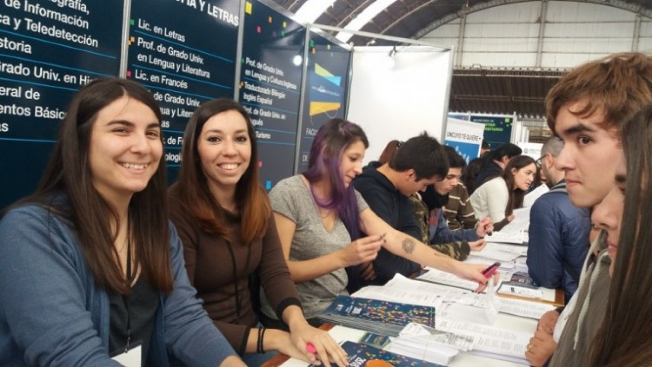 imagen Convocan a estudiantes para ser informadores en la Expo Educativa 2019